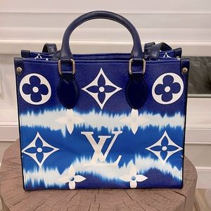 Louis Vuitton Handbag!!! $350